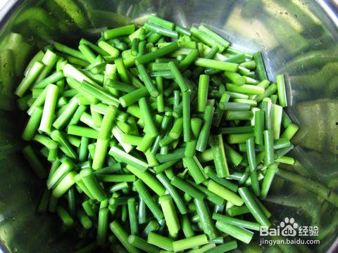 网红怎么腌制蒜苗的,蒜苗腌制新风尚，美味家常菜轻松上桌